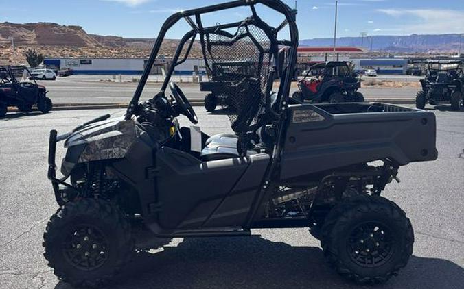 2025 Honda® Pioneer 700 Forest