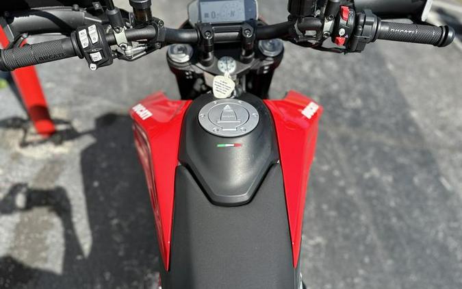 2023 Ducati Hypermotard 950 Ducati Red