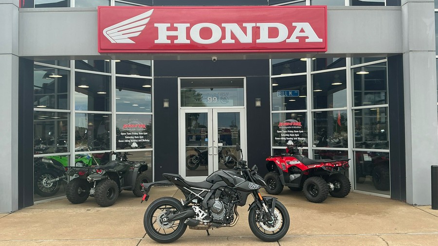 2026 Suzuki GSX 8S