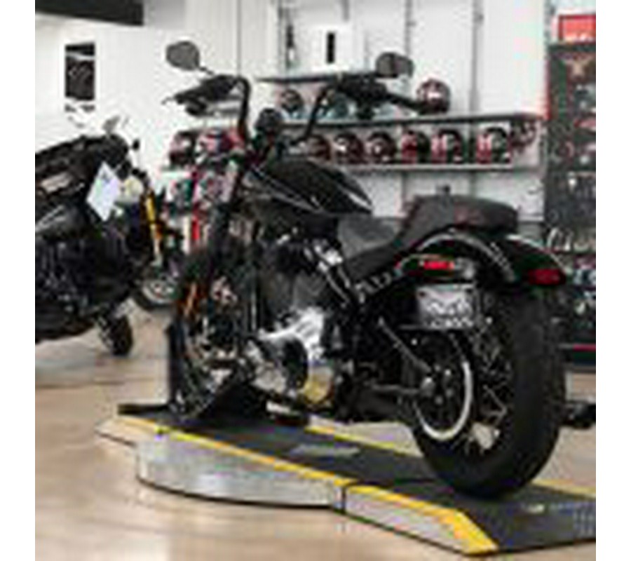 2025 Harley Davidson Street Bob