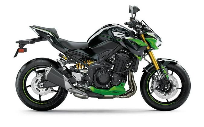 2022 Kawasaki Z900 SE Review [10 Fast Facts From the Canyons]