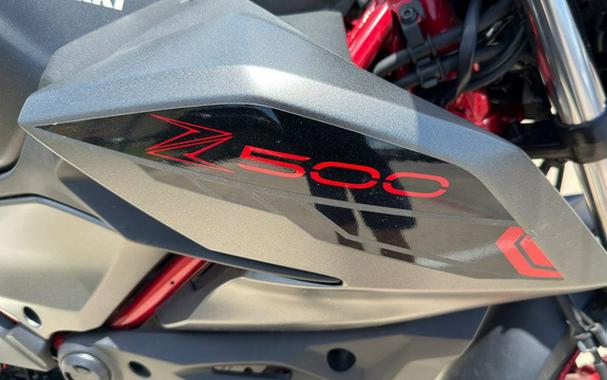 2025 Kawasaki Z500 SE ABS