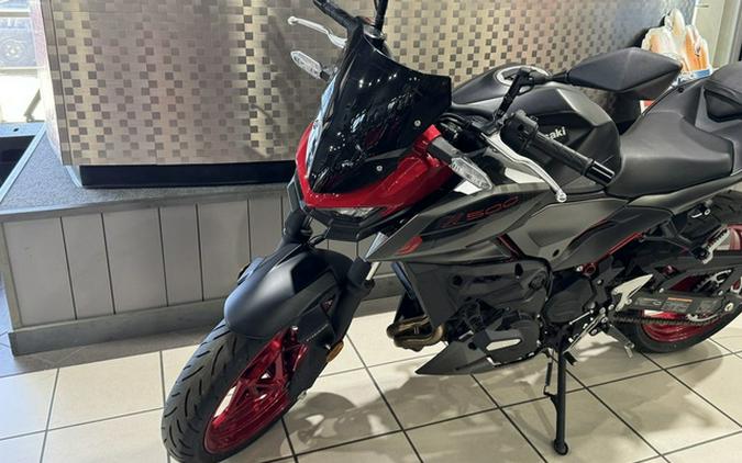 2025 Kawasaki Z500 SE ABS