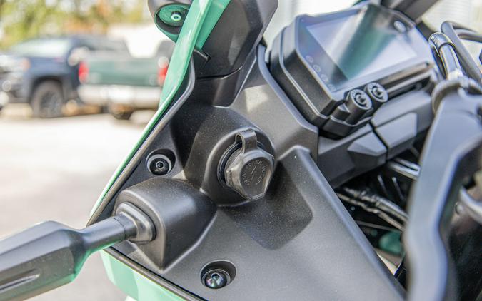 2026 YAMAHA YZFR3 ABS