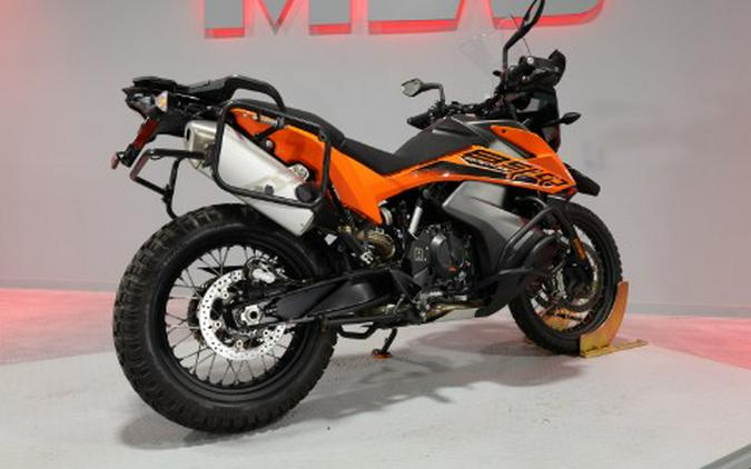 2022 KTM 890 Adventure