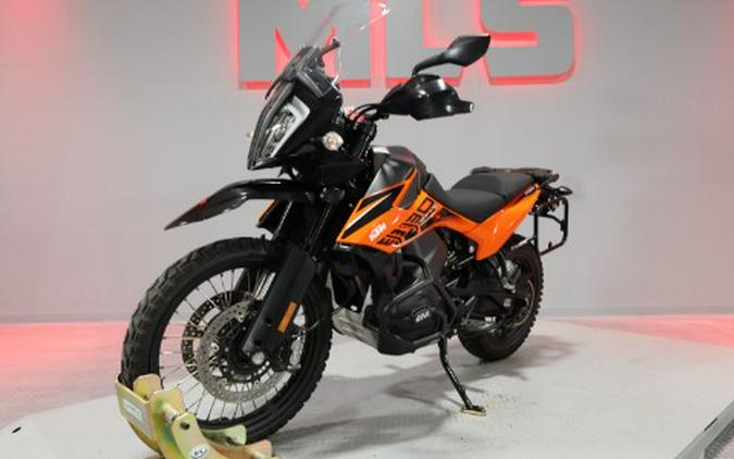 2022 KTM 890 Adventure