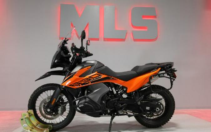 2022 KTM 890 Adventure