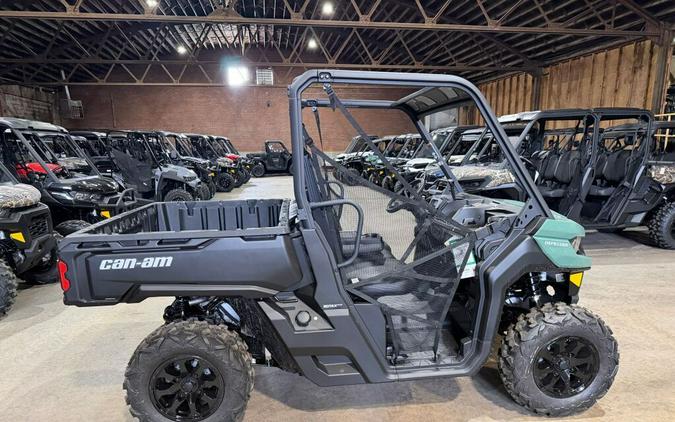 2026 Can-Am Defender DPS HD9
