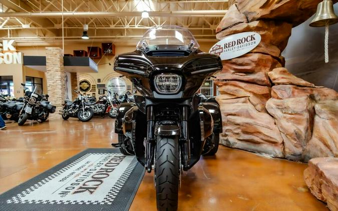 2026 Harley-Davidson Street Glide 3 Limited FLHLT