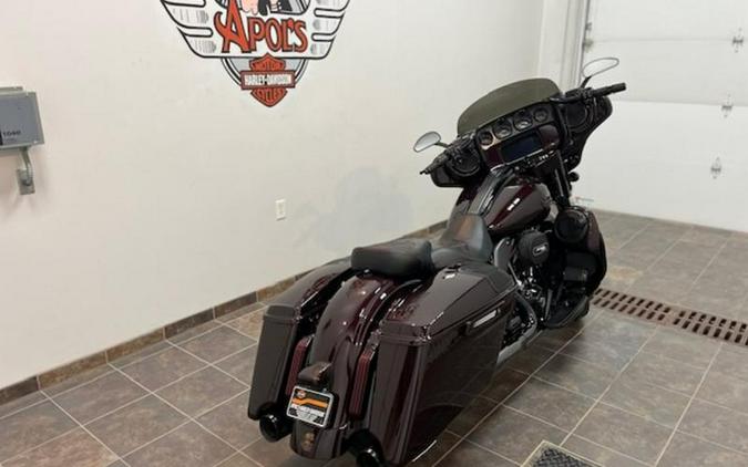 2019 Harley-Davidson® FLHXSE - CVO™ Street Glide®