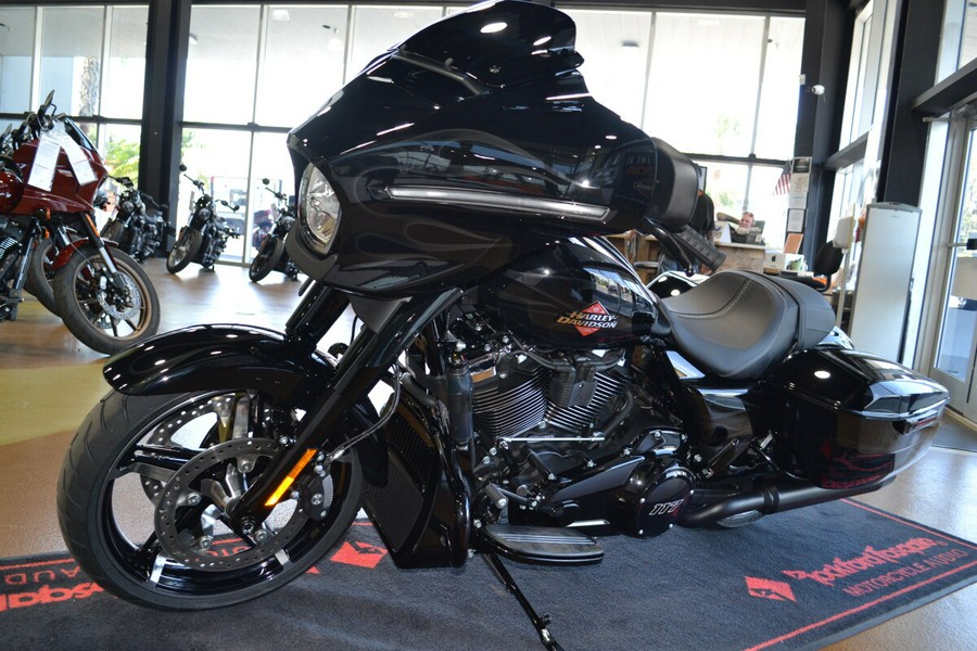 2025 Harley-Davidson Street Glide® - FLHX