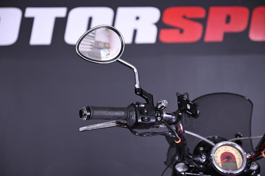 2016 Indian Motorcycle® Scout® Wildfire Red