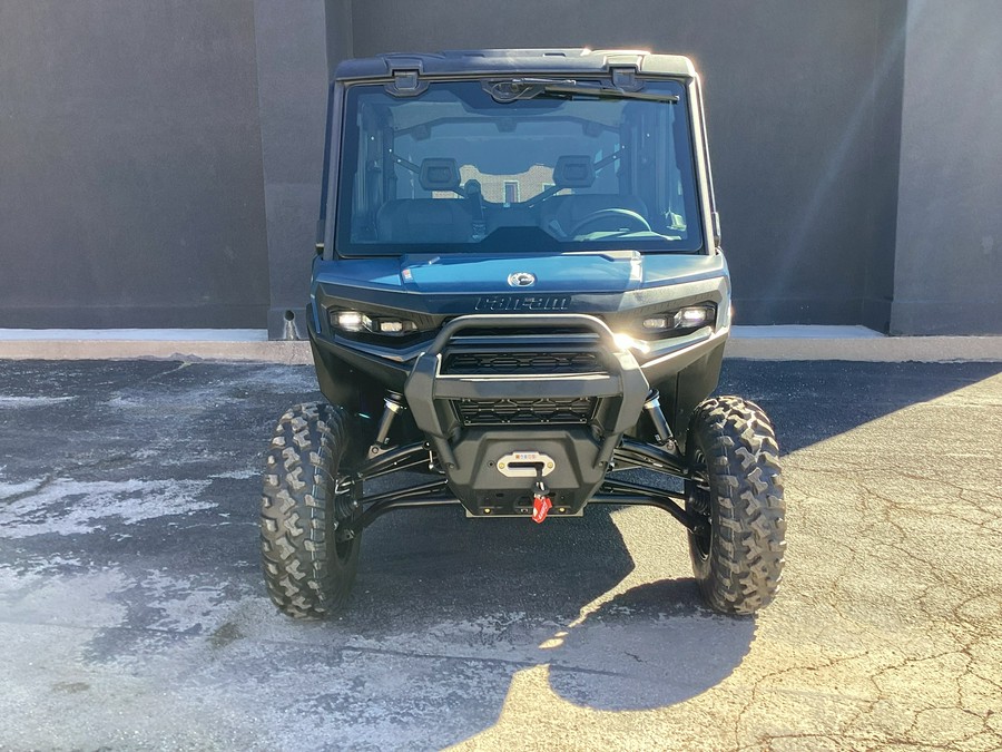 2026 Can-Am Defender MAX XT CAB HD11