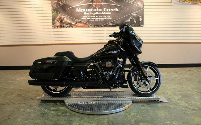 2026 Harley-Davidson FLHX - Street Glide