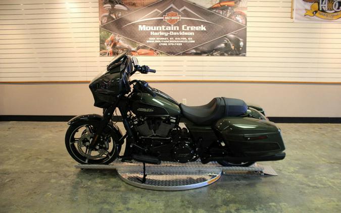 2026 Harley-Davidson FLHX - Street Glide