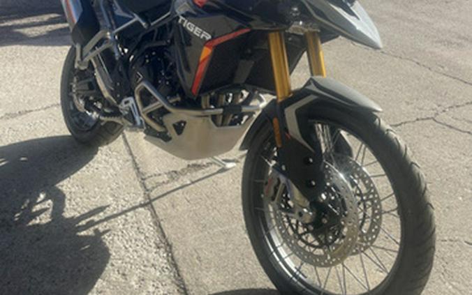 2025 Triumph Tiger 900 Rally Pro Ash Grey Intense Orange