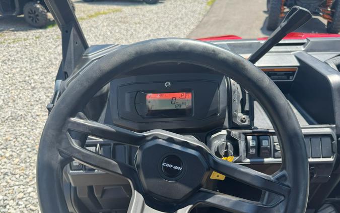 2024 Can-Am Defender XT HD10