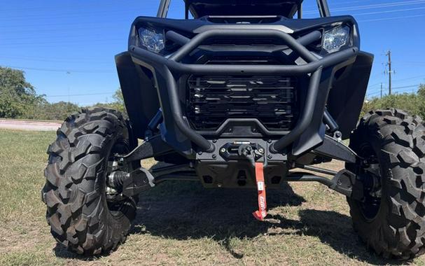 2027 Can-Am Commander MAX XT