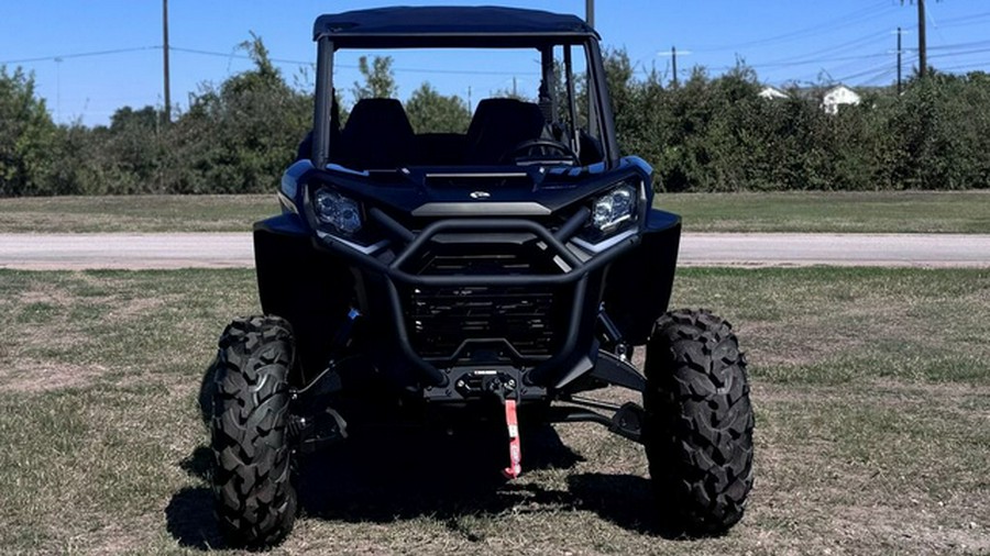 2027 Can-Am Commander MAX XT