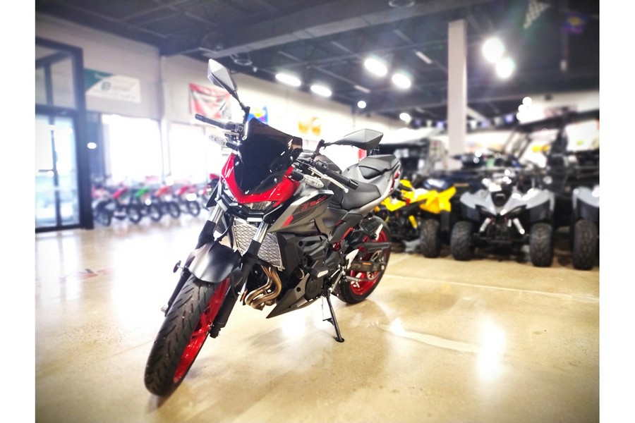 2025 Kawasaki Z500 SE ABS