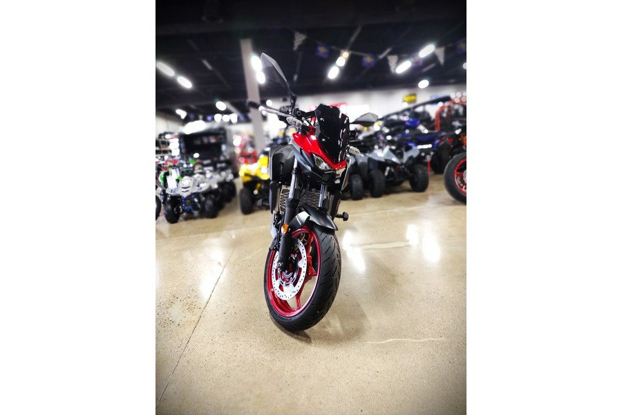 2025 Kawasaki Z500 SE ABS