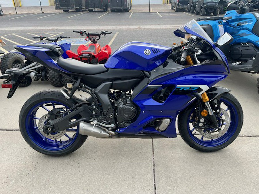 2025 Yamaha YZF-R7