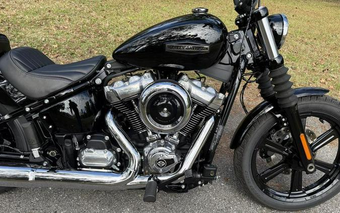 2025 Harley-Davidson® FXBB - Street Bob®