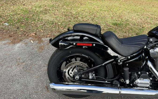 2025 Harley-Davidson® FXBB - Street Bob®