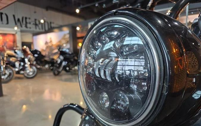 2019 Harley-Davidson® FLHRXS - Road King® Special