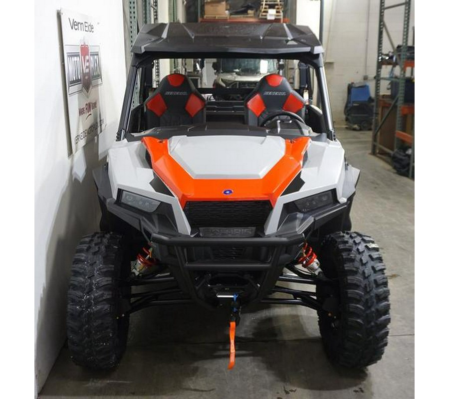 2025 Polaris® General XP 1000 Sport