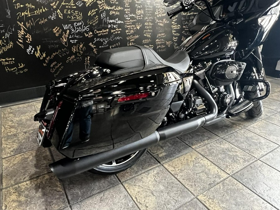 FLTRX 2026 Road Glide