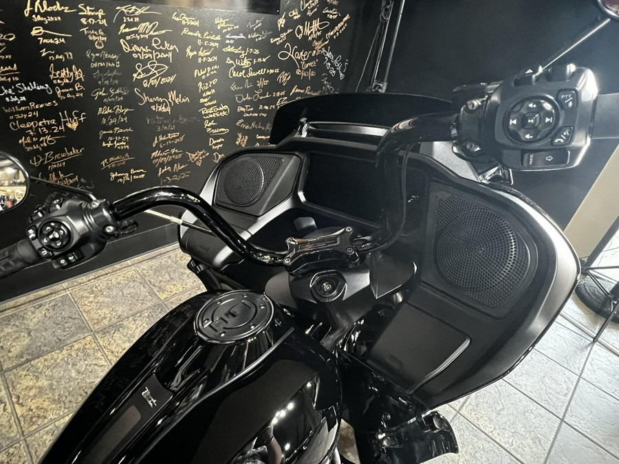 FLTRX 2026 Road Glide