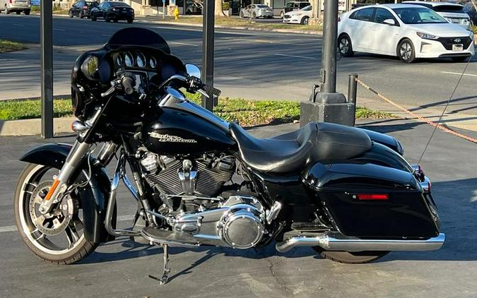 2017 Harley-Davidson® FLHXS - Street Glide® Special