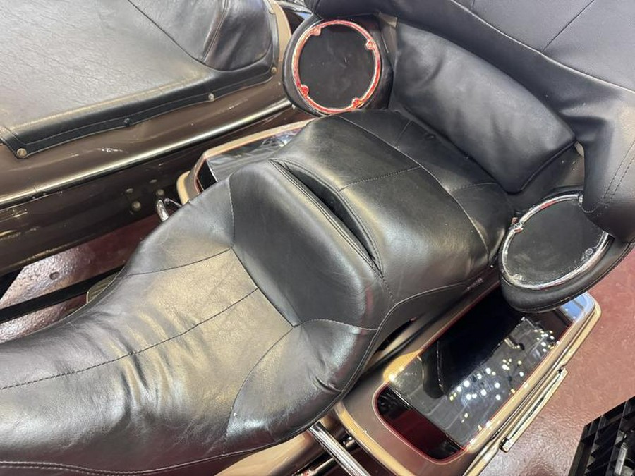 2004 Harley-Davidson® FLHTCUI - Electra Glide® Ultra Classic®