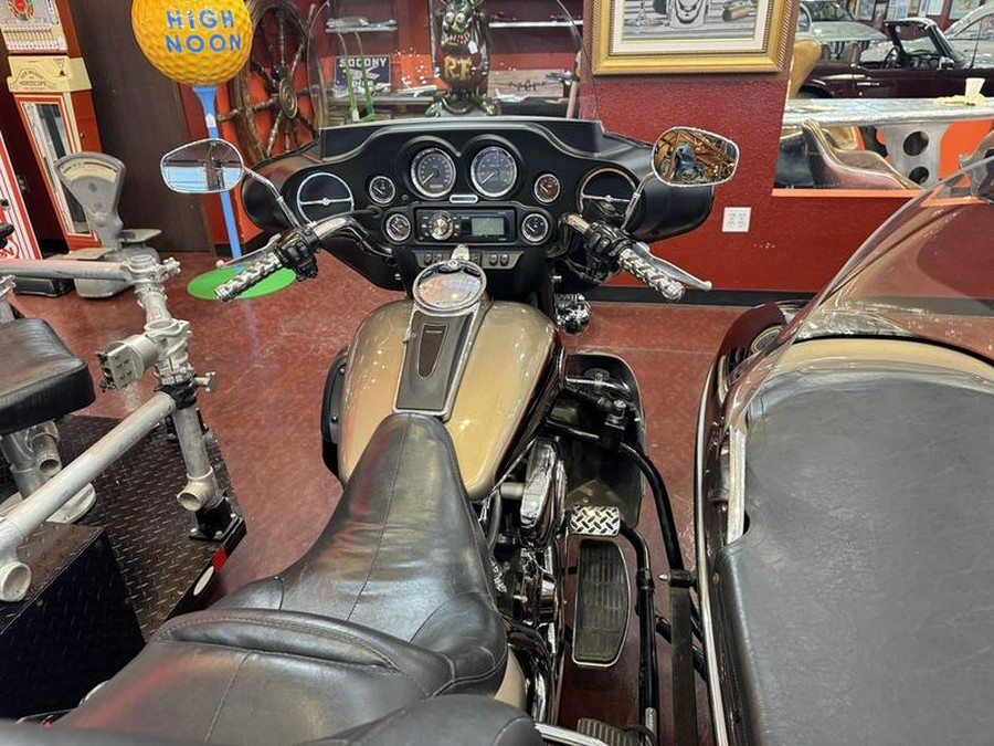 2004 Harley-Davidson® FLHTCUI - Electra Glide® Ultra Classic®