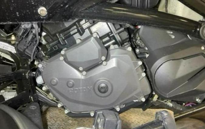 2021 Can-Am® Spyder® F3 SE6