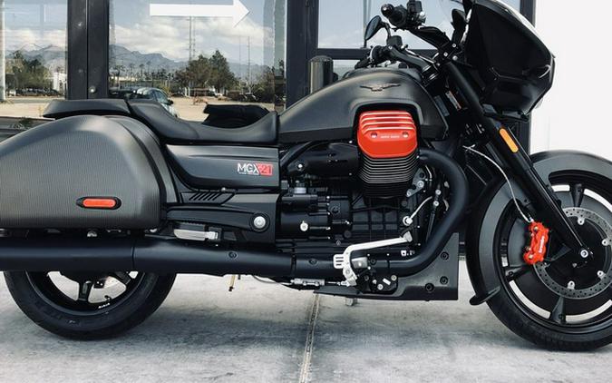 2017 Moto Guzzi MGX-21