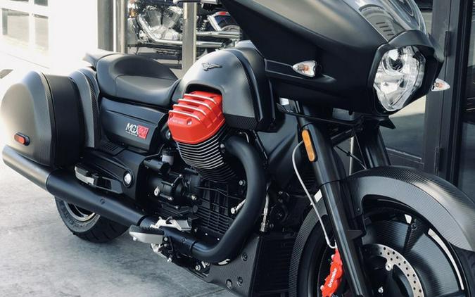 2017 Moto Guzzi MGX-21