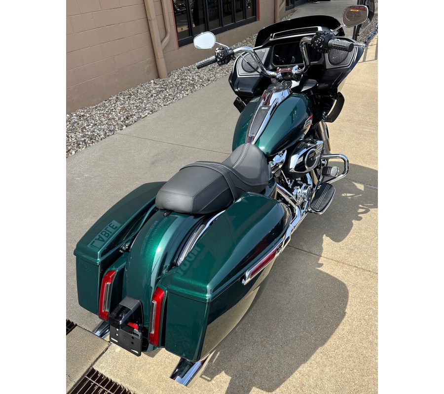 2024 Harley-Davidson Road Glide® Alpine Green