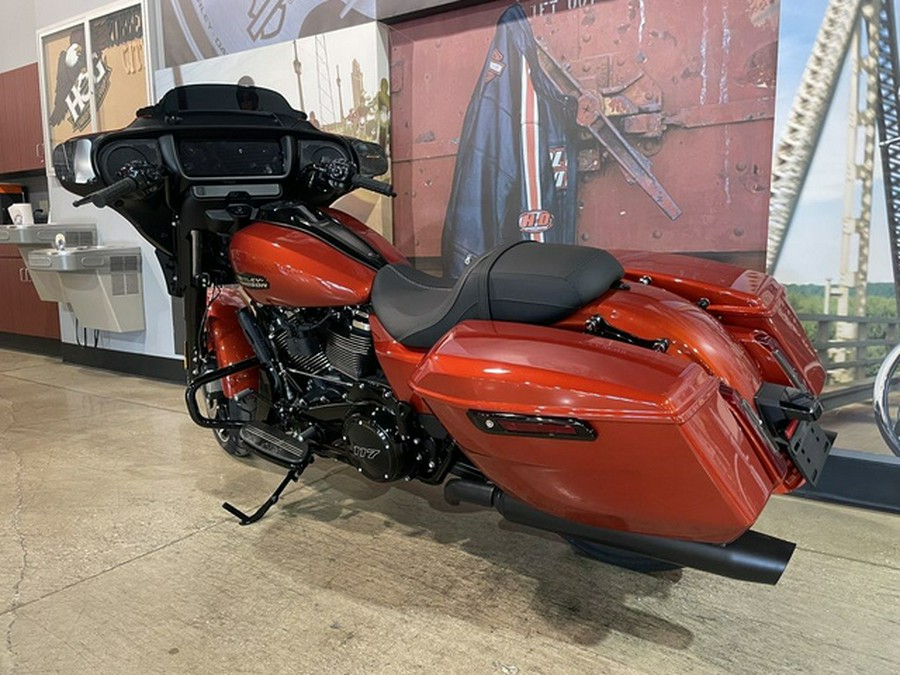 2024 Harley-Davidson FLHX - Street Glide