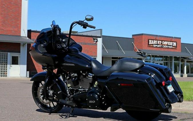 2019 Harley-Davidson® FLTRXS - Road Glide® Special