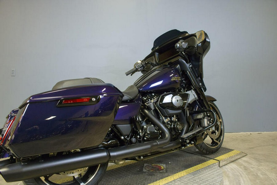2025 Harley-Davidson® FLHX - Street Glide®