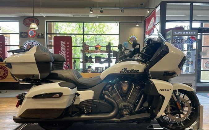 2025 Indian Pursuit Dark Horse W/Powerband Audio Ghost White