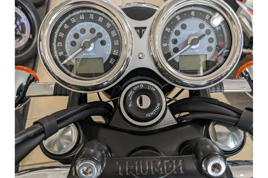 2025 Triumph Bonneville T120 Icon Edition