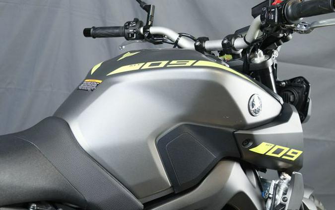 2018 YAMAHA MT-09