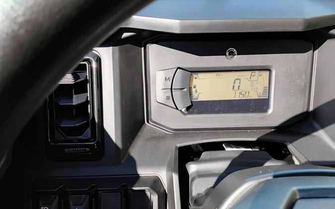 2026 Can-Am Defender MAX Limited HD11 Dark Wildland Camo