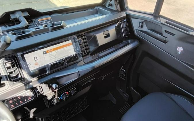 2026 Can-Am Defender MAX Limited HD11 Dark Wildland Camo