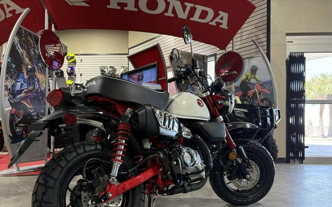 2025 Honda® Monkey ABS