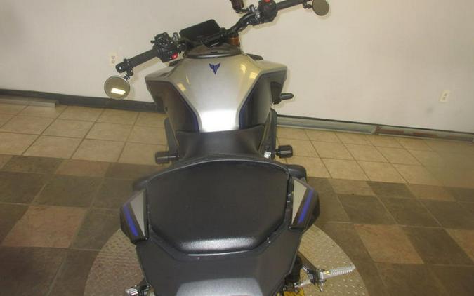 2025 Yamaha MT-09 SP