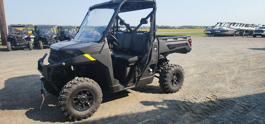 2025 Polaris Industries RANGER 1000 PREMIUM ACCESSORIES ADDED